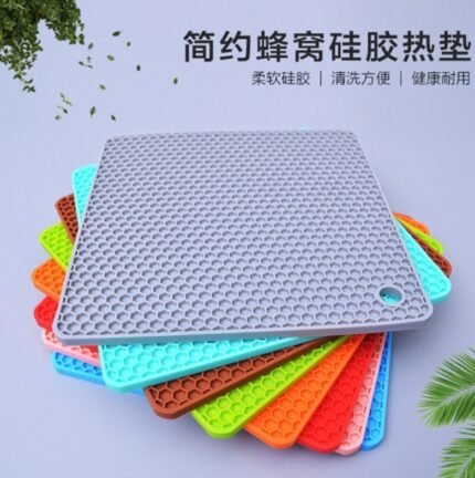 Plastic insulation pad